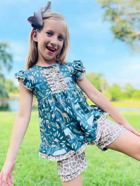 Girls Giraffe Zoo Animal Ruffle Shorts Set with Matching Bow - Bowtism